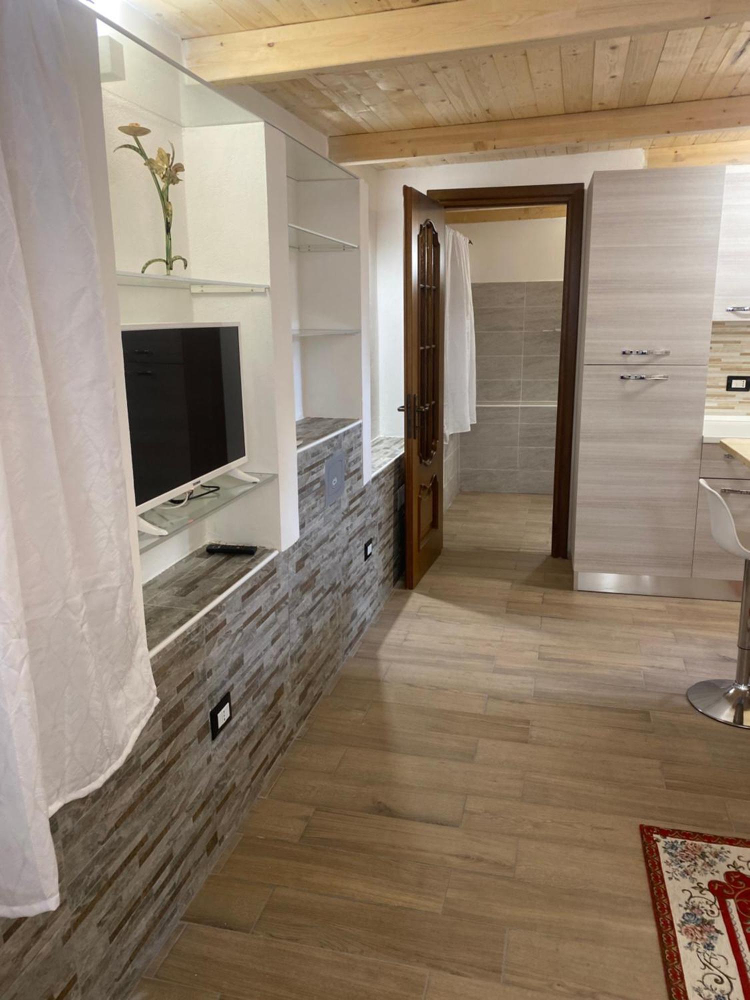 Monolocale Indipendente Nel Quartiere Residenziale Genneruxi Apartment Cagliari Exterior foto